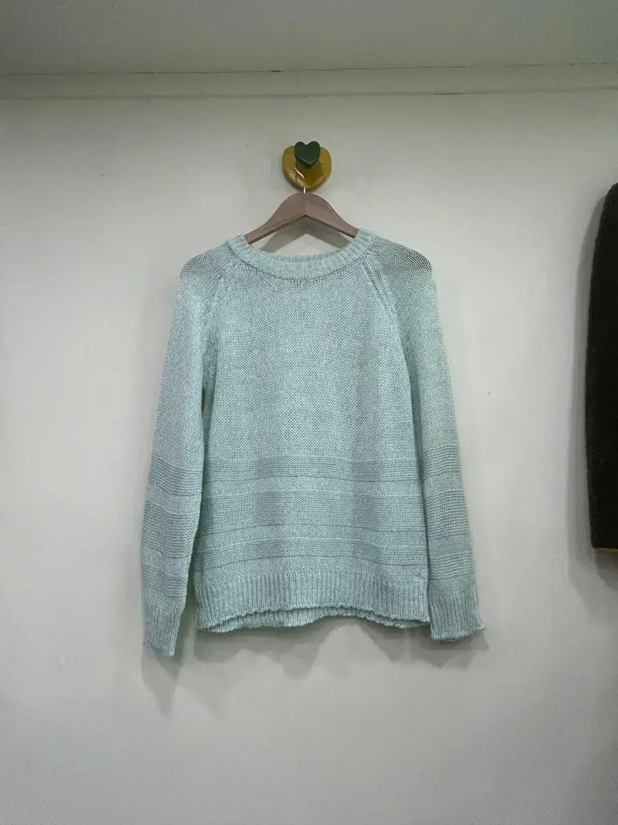 Mint-colored Boca's loose-fitting knit