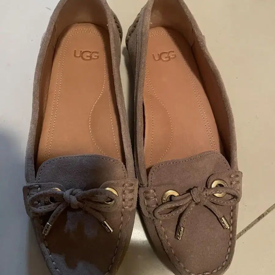 Ugg 225