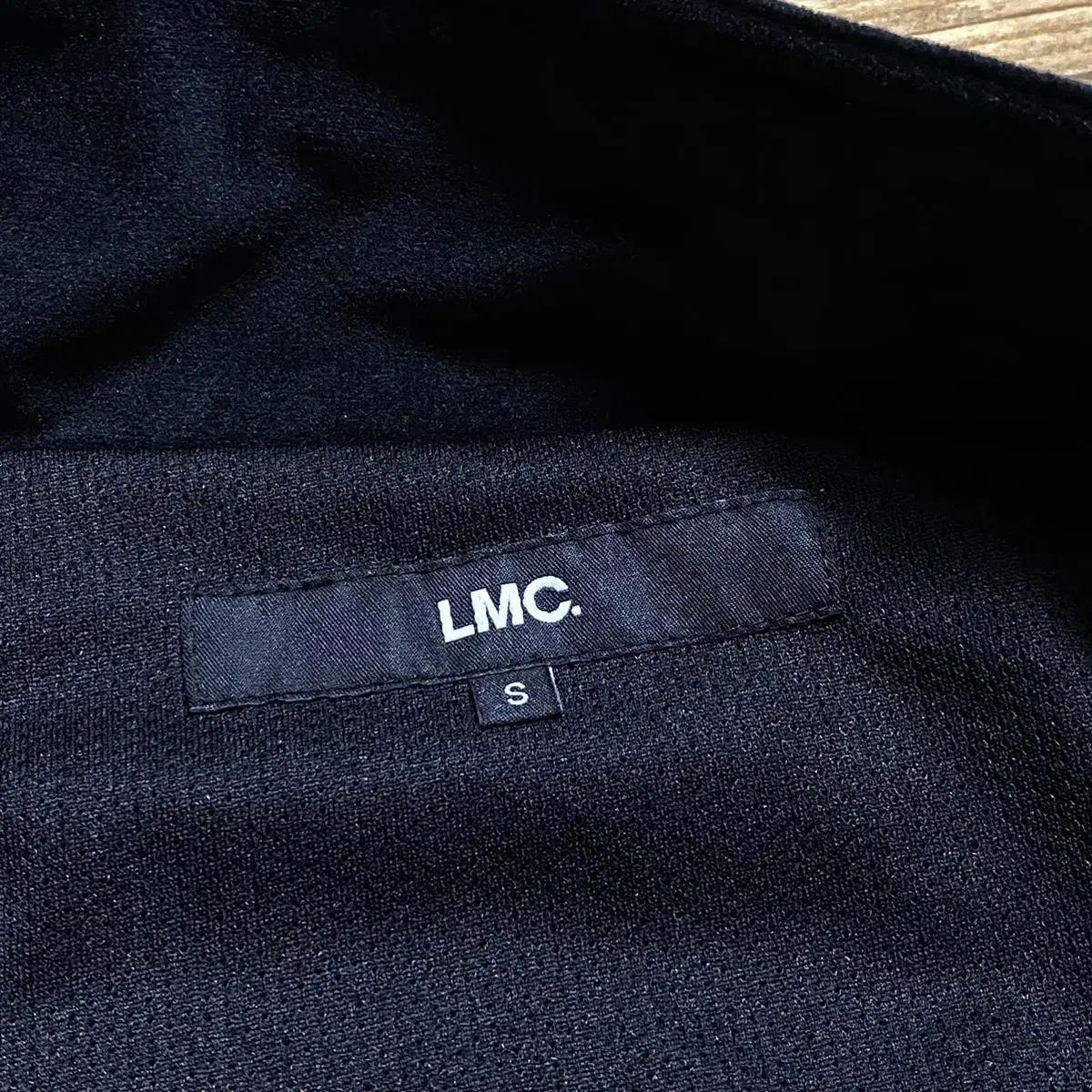 LMC 벨루어 트랙탑 블랙