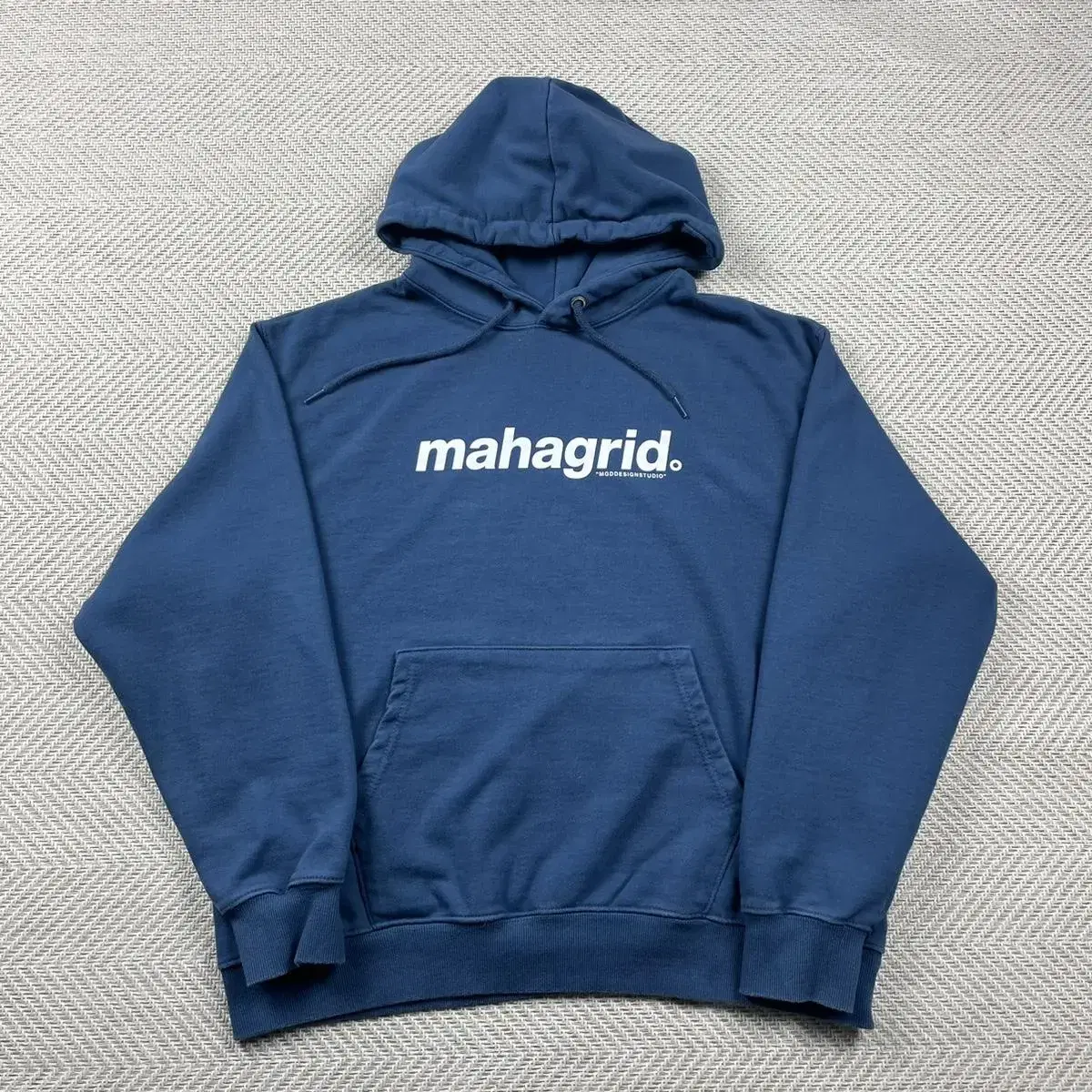 (M) Mahagrid Hood