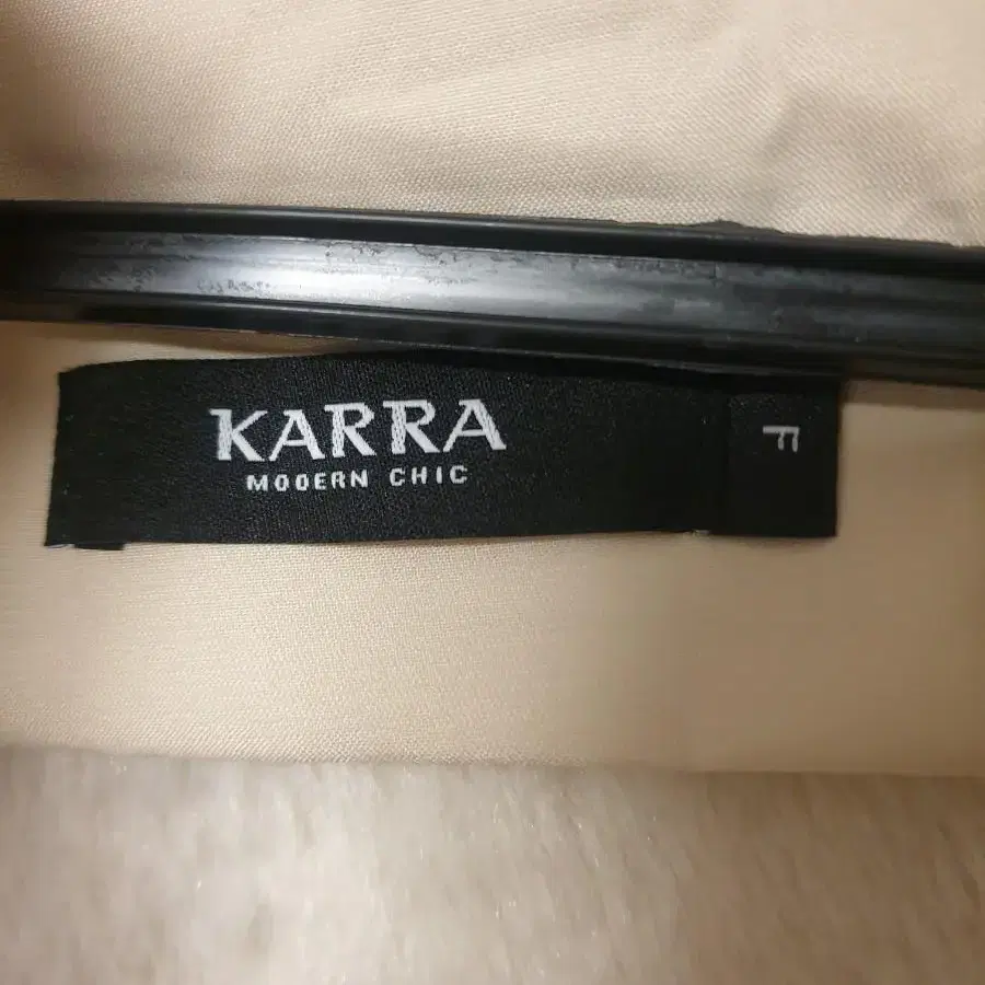 KARRA 라인소프트 퍼패딩