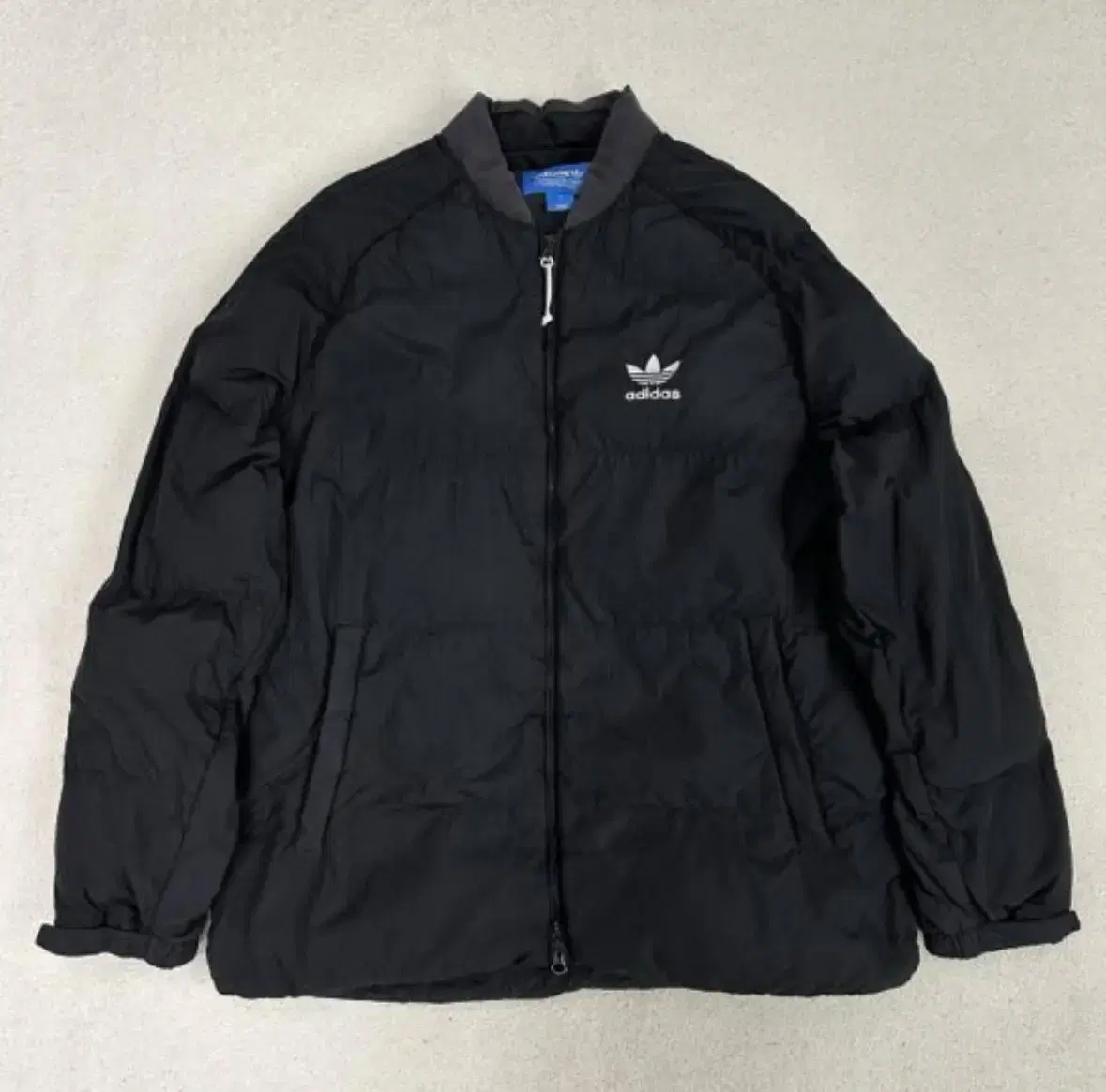 [110] Adidas Superstar Down Puffer Jacket