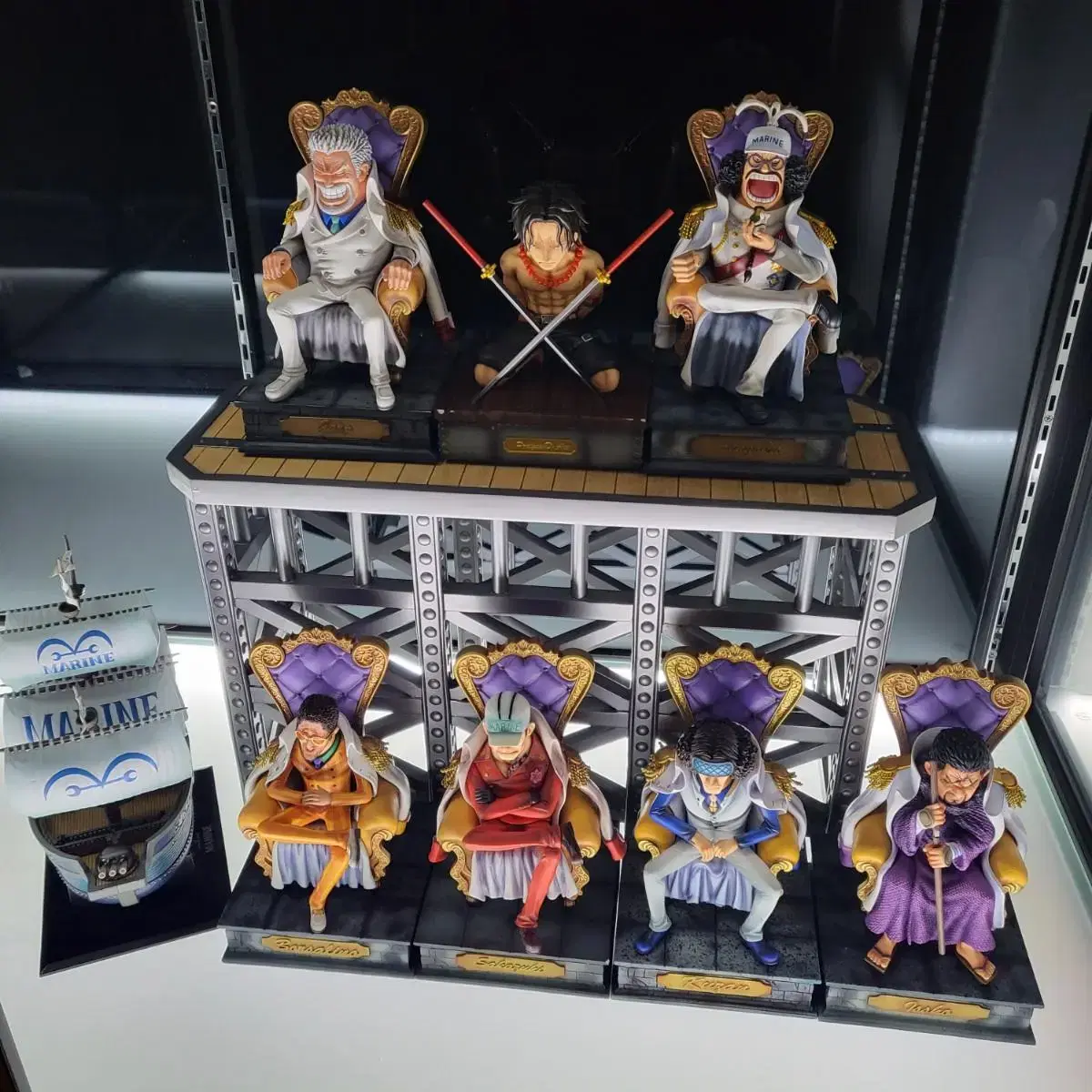 ONEPIECE LK Captain, Ace, SZP Execution Squad Resin Statues in Bulk