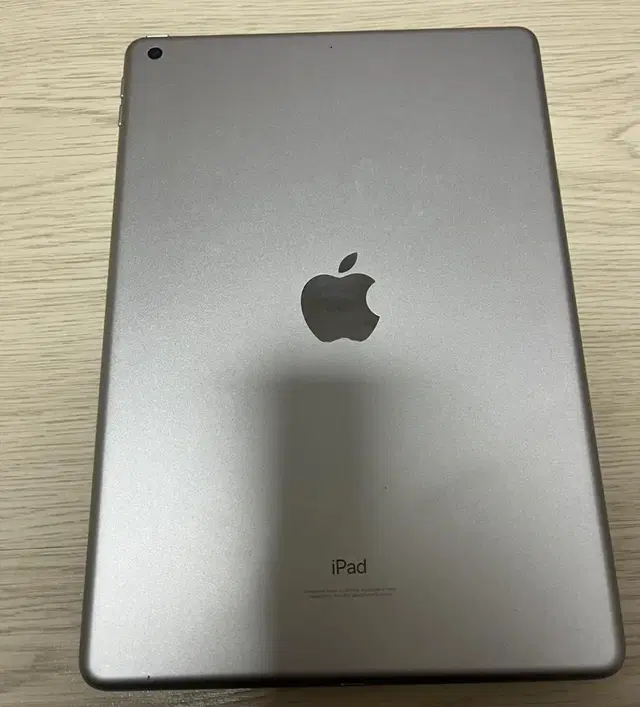 Apple iPad 8세대 128GB Wifi + 펜슬 1세대(뚜껑없음)