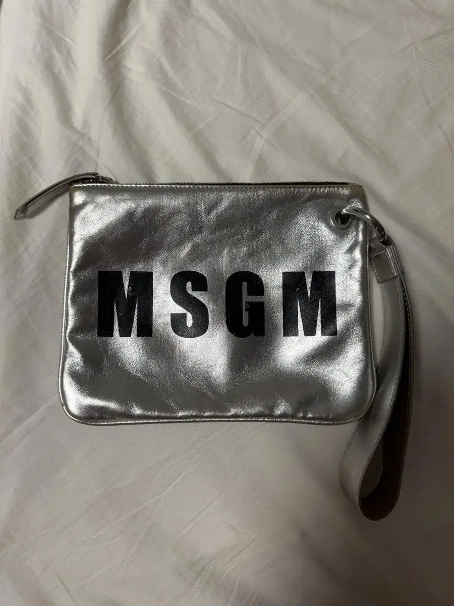 MSGM 클러치