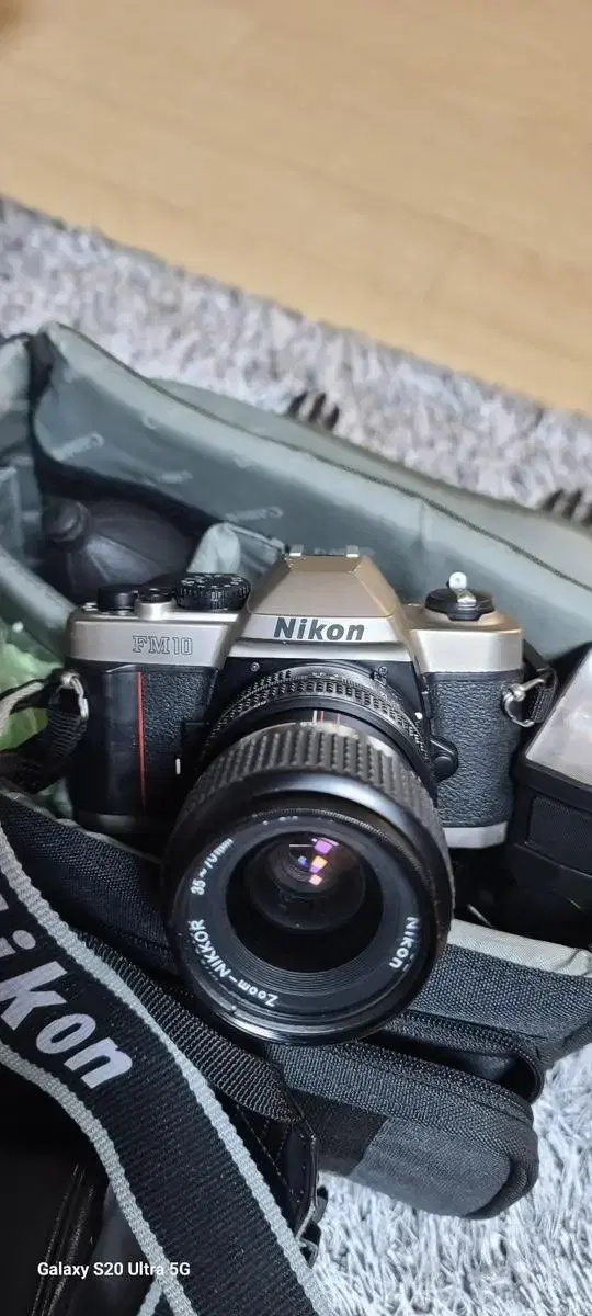 Nikon FM 10