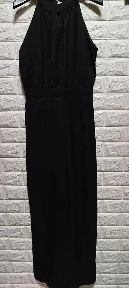 Halterneck Rayon-Blend Jumpsuit (55)