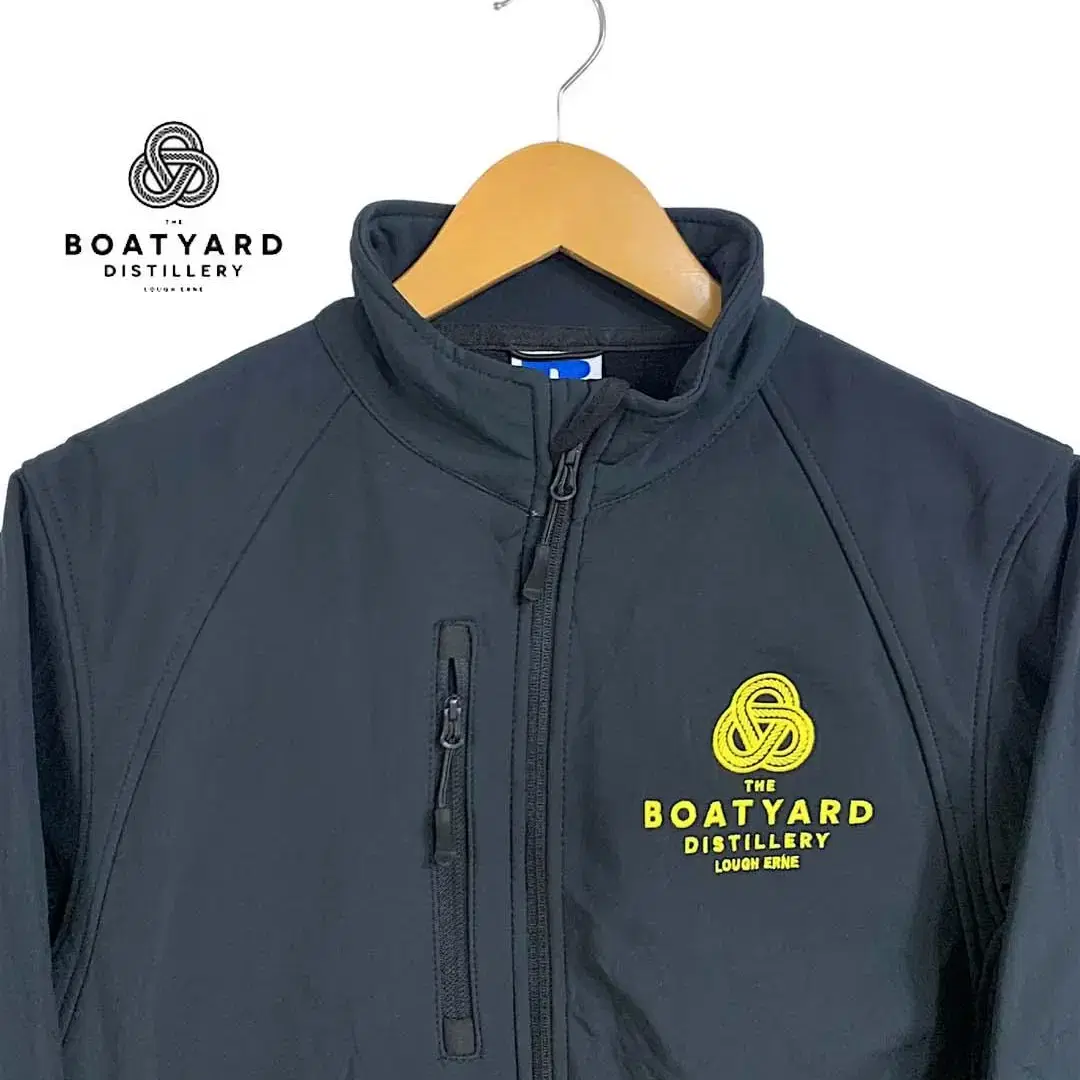 [M] Russell Boatyard distillery jacket