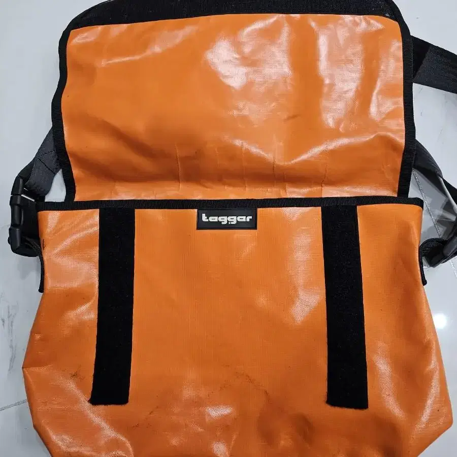 TAGGER BAG (JAPAN 한정판)