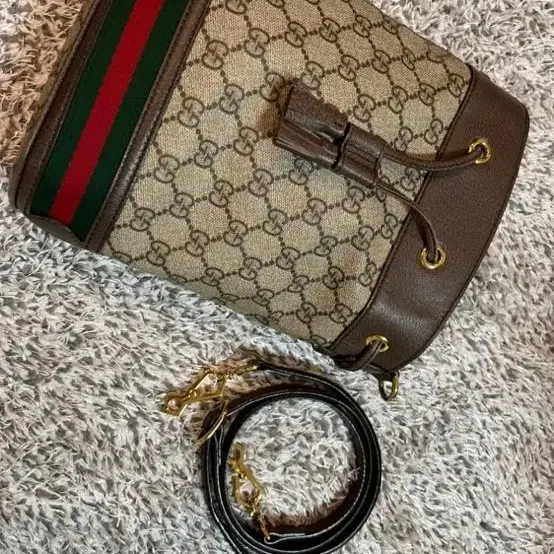 Gucci 구찌 버킷백 스몰