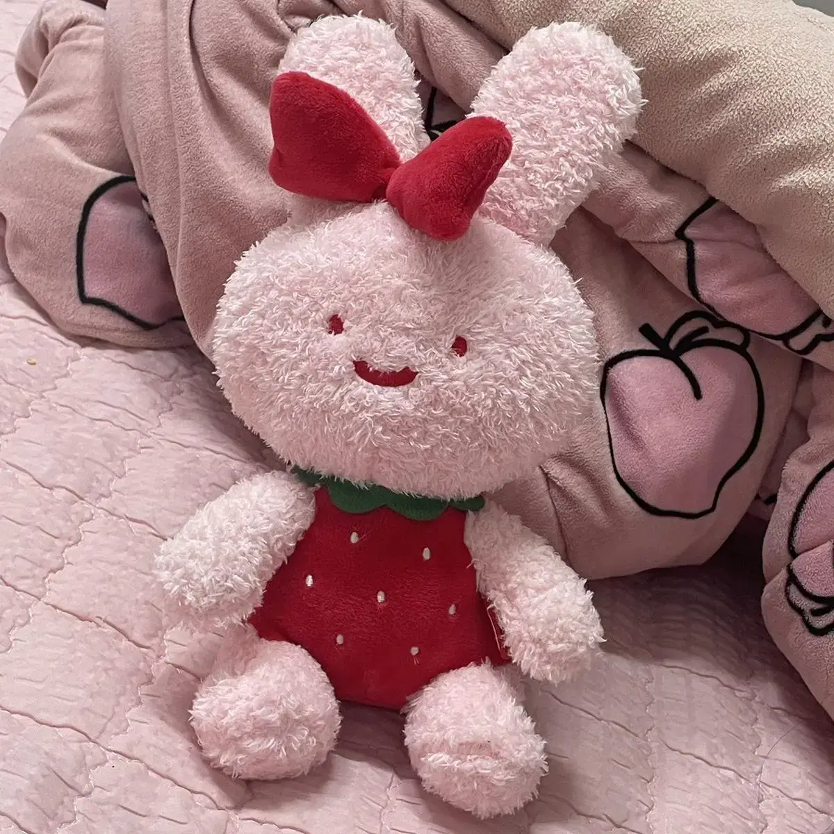 Buttershop Strawberry Bunny