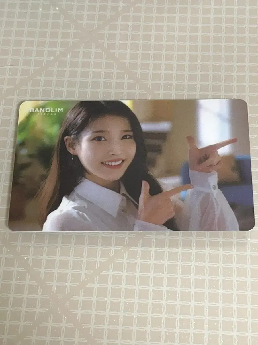 iu vahn pizzeria photocard wts