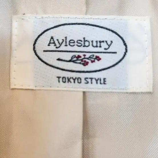 AYLESBURY 캐시혼방 고급 자켓