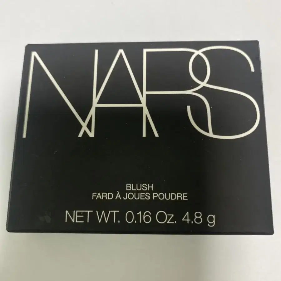 나스 브러쉬 Nars Behave