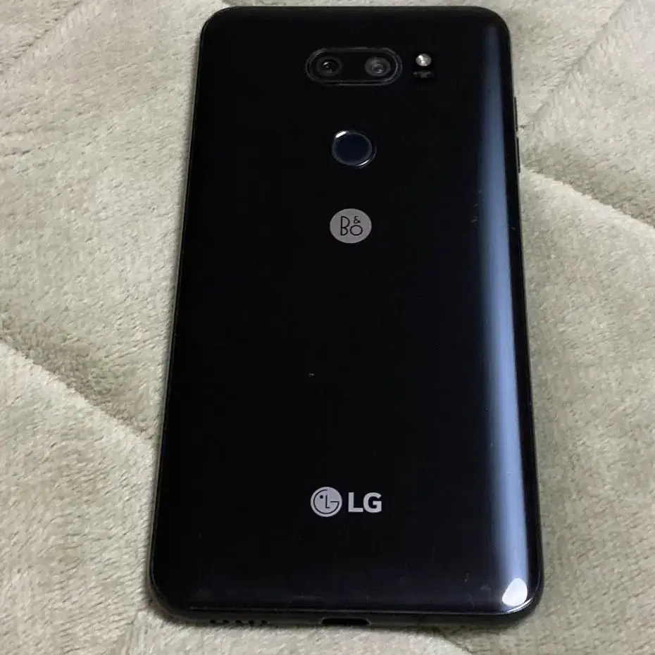 LG V30플러스 블랙 128G 저렴히 판매해요~