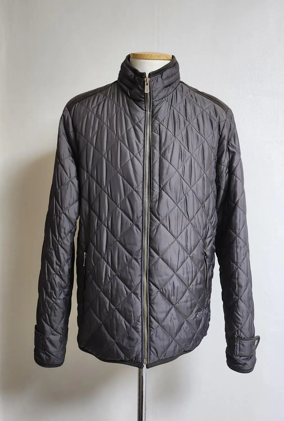 LOUISCASTEL Quilted jumper