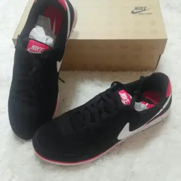 Nike sales eclipse nm