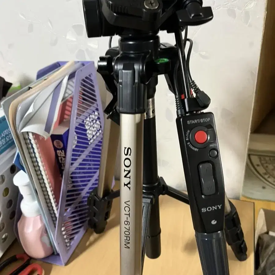 SONY VCT-670RM 삼각대 양도합니다:)