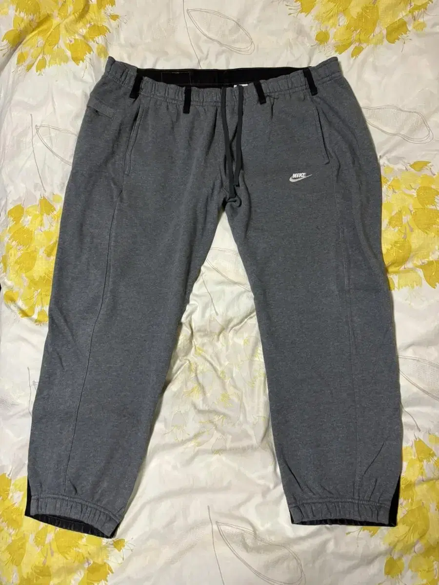 Seoul Kid Bliss Overjoggers Jin Hoechung, Charcoal Black