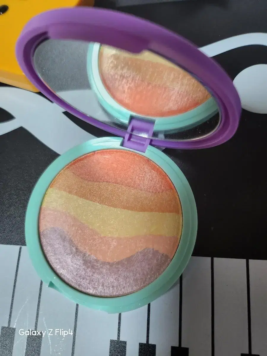 (Discontinued) Etude Wonderfun Park Candy Cheek Highlights