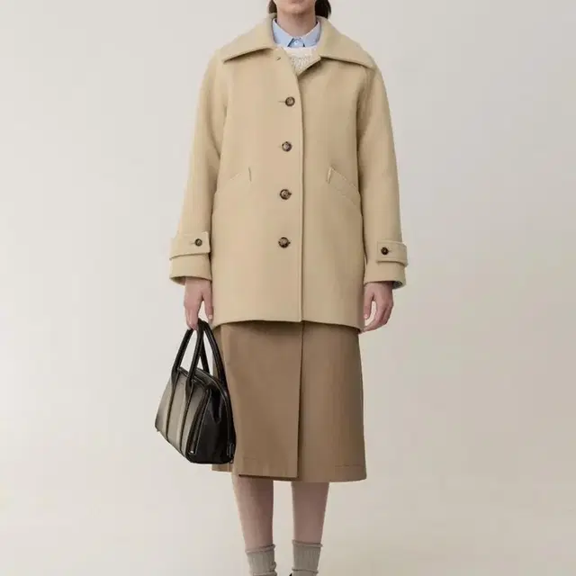 킨더살몬 Balmacaan Half Coat Butter-Beige