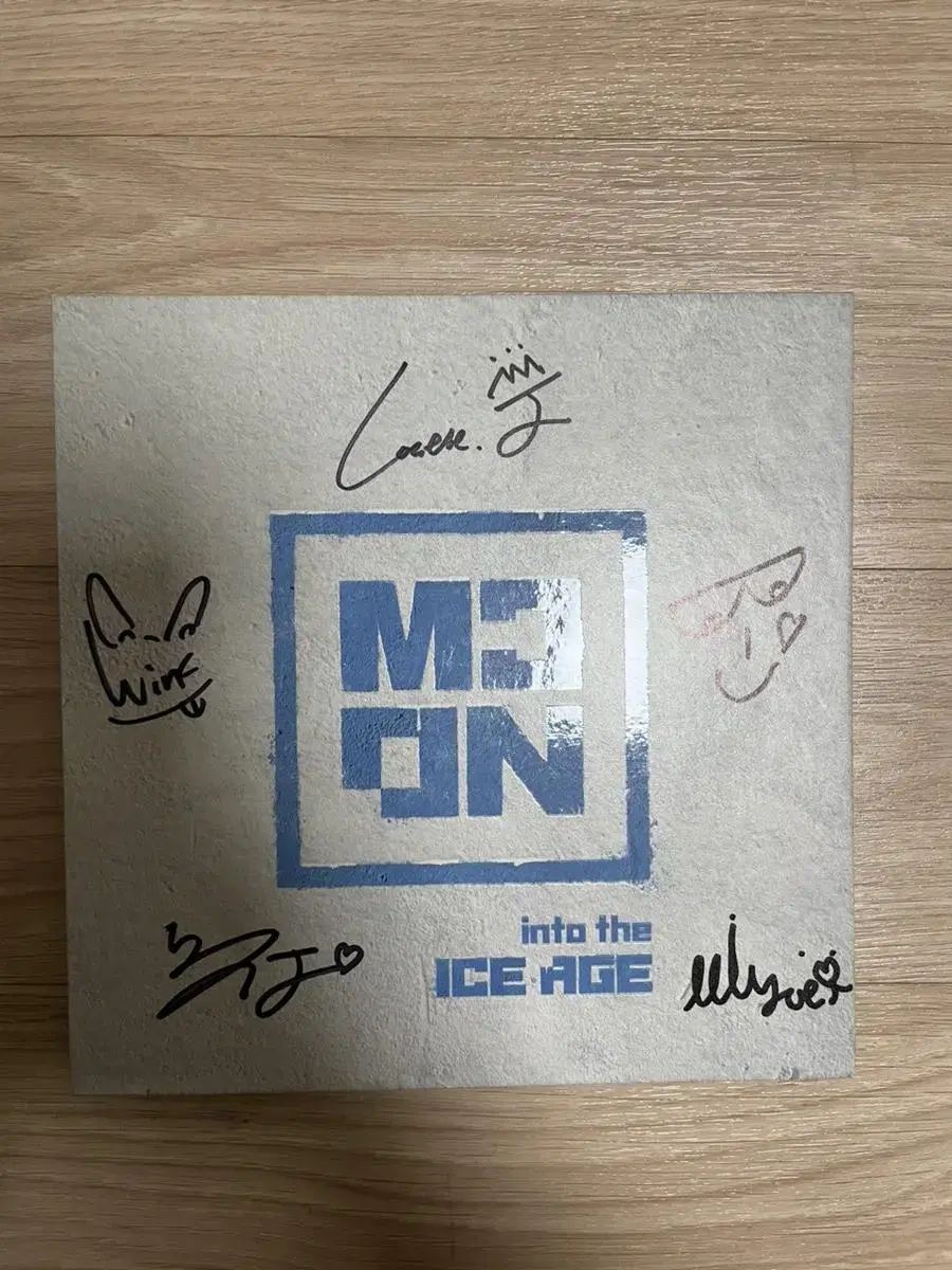 MCND Autographed Album