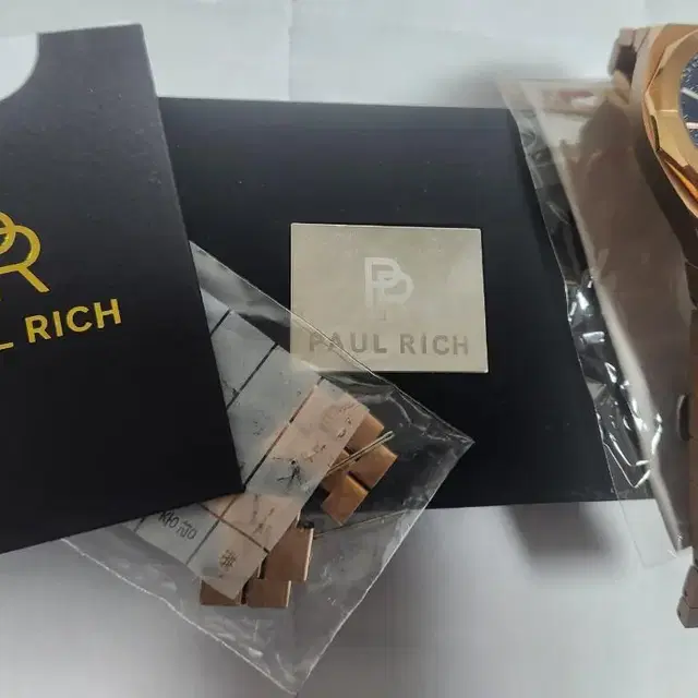 폴리치paul rich 스타더스트1 메탈시계 42mm