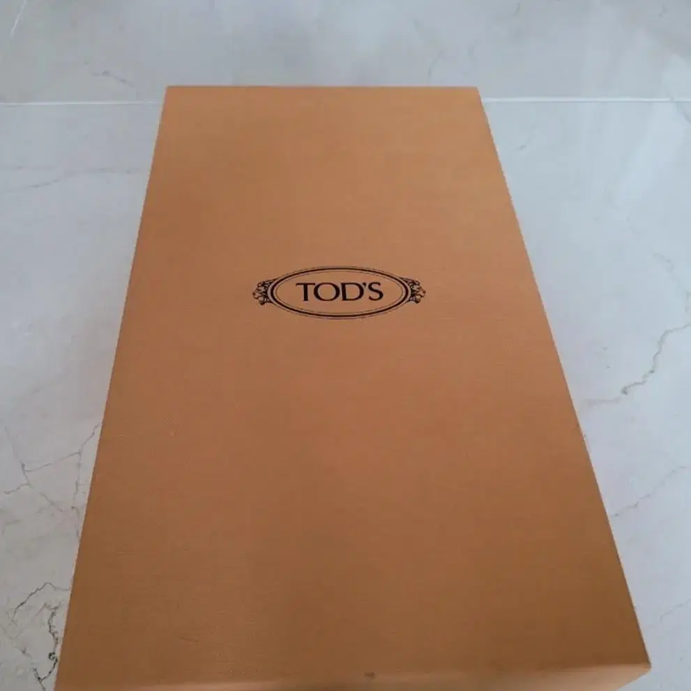 TODS 토즈 여성 로퍼