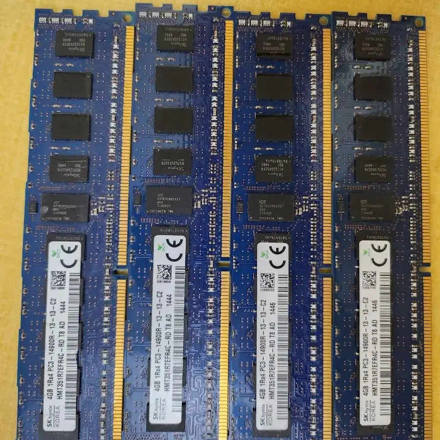 e5 2690v2,서버용 ddr3 램4gb 4개  묶어 판매합니다