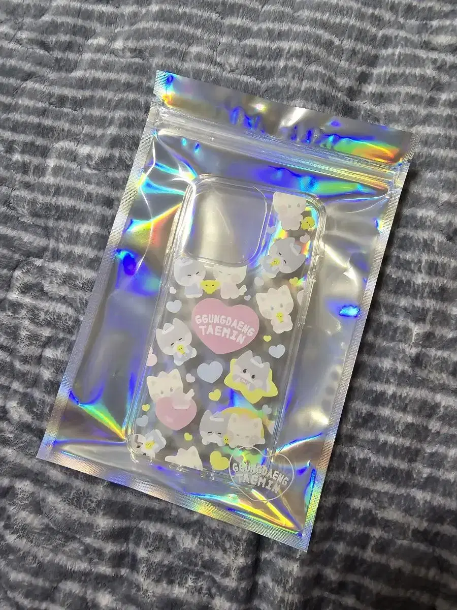 Shinee taemin sells tamari nerd cell phone cases