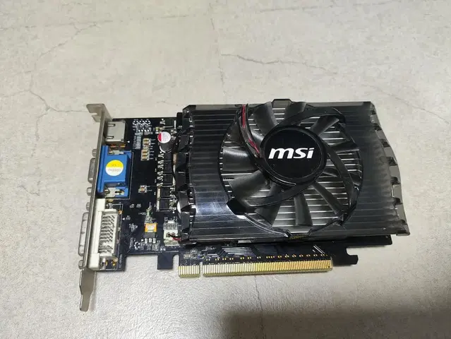 msi gt240 512