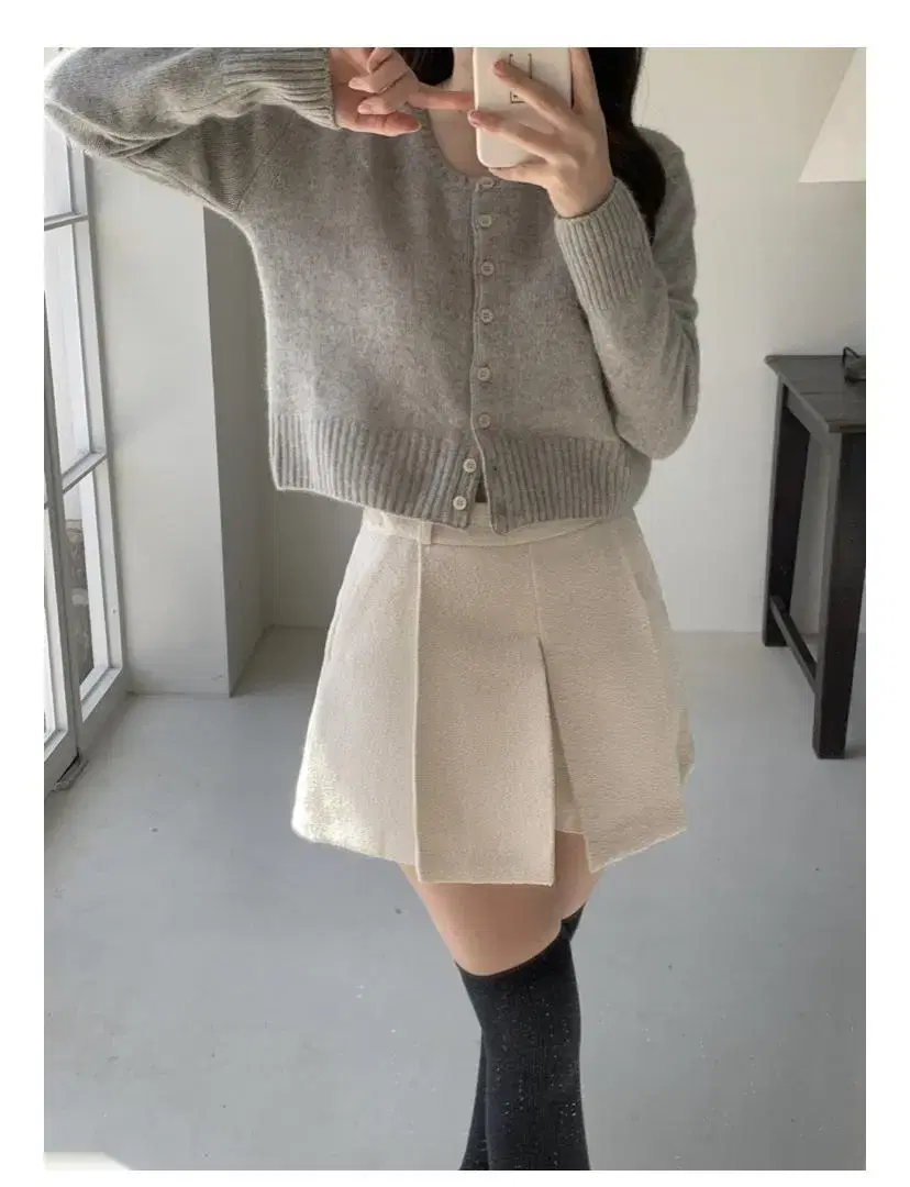 아워리스 Snow boucle shorts 스노우 부클 쇼츠