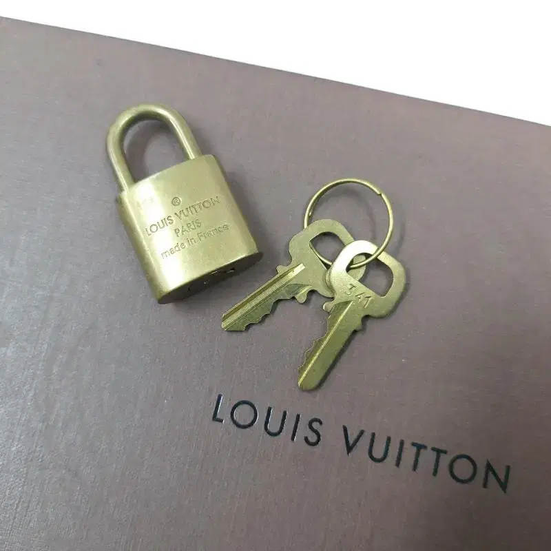 LOUIS VUITTON 루이비통 자물쇠 열쇠2개 카데나 341 A080