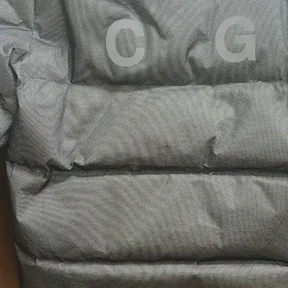 여성 nike acg 다운 자켓 L사이즈