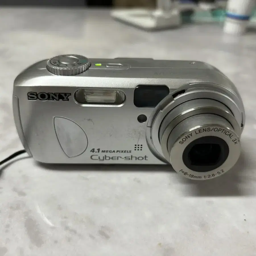 SONY 디지털카메라 DSC-P73(2005)