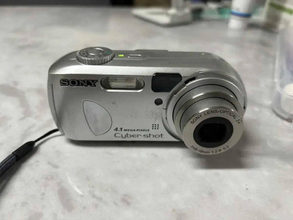 SONY 디지털카메라 DSC-P73(2005)