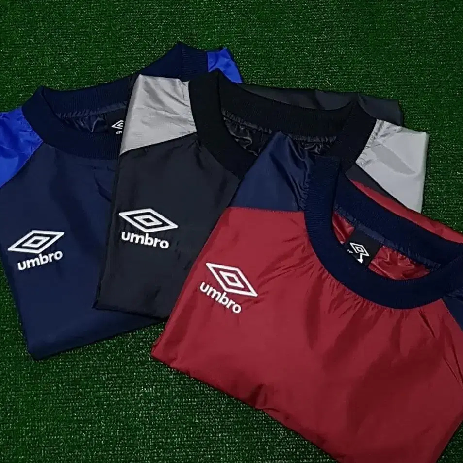 엄브로 피스테톱 풋살 트레이닝 윈드탑 윈드브레이커 UMBRO 바람막이