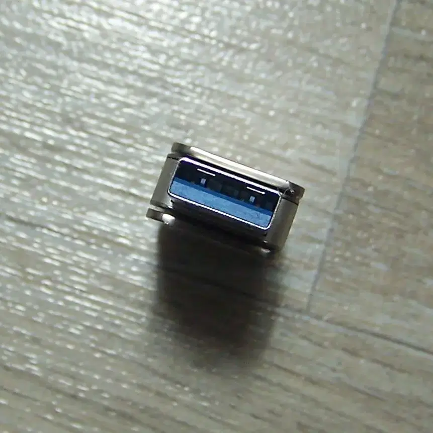 Aigo 32GB USB 3.0 메모리 (재고 1개)