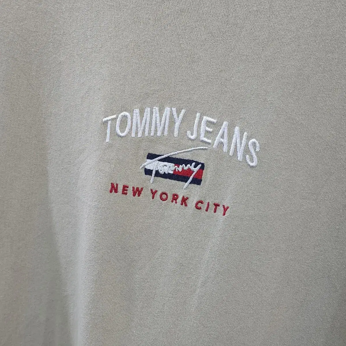 TOMMY JEANS 오버핏 레이어드 반팔티-L