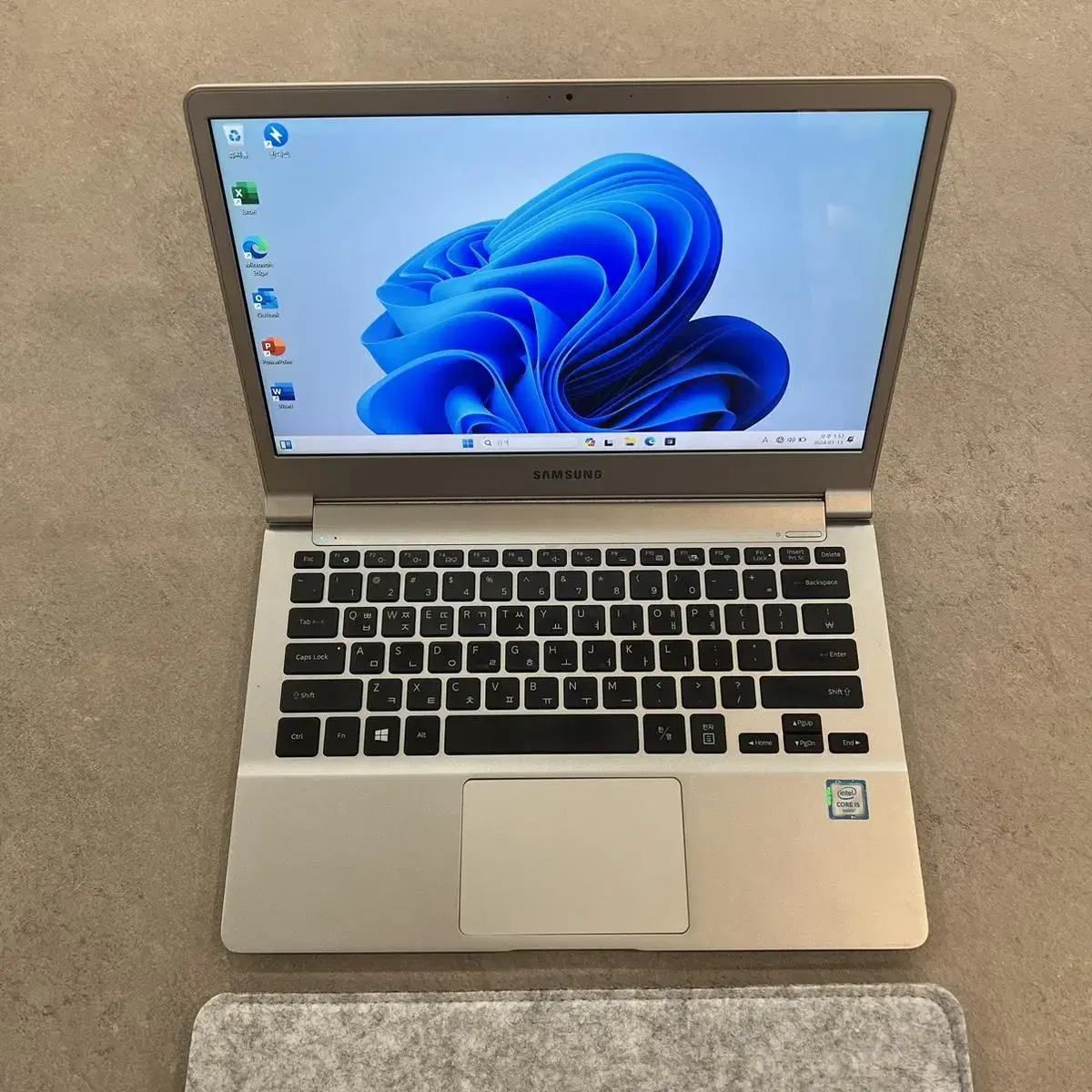 삼성 노트북 9 메탈 i5-6200/램8GB