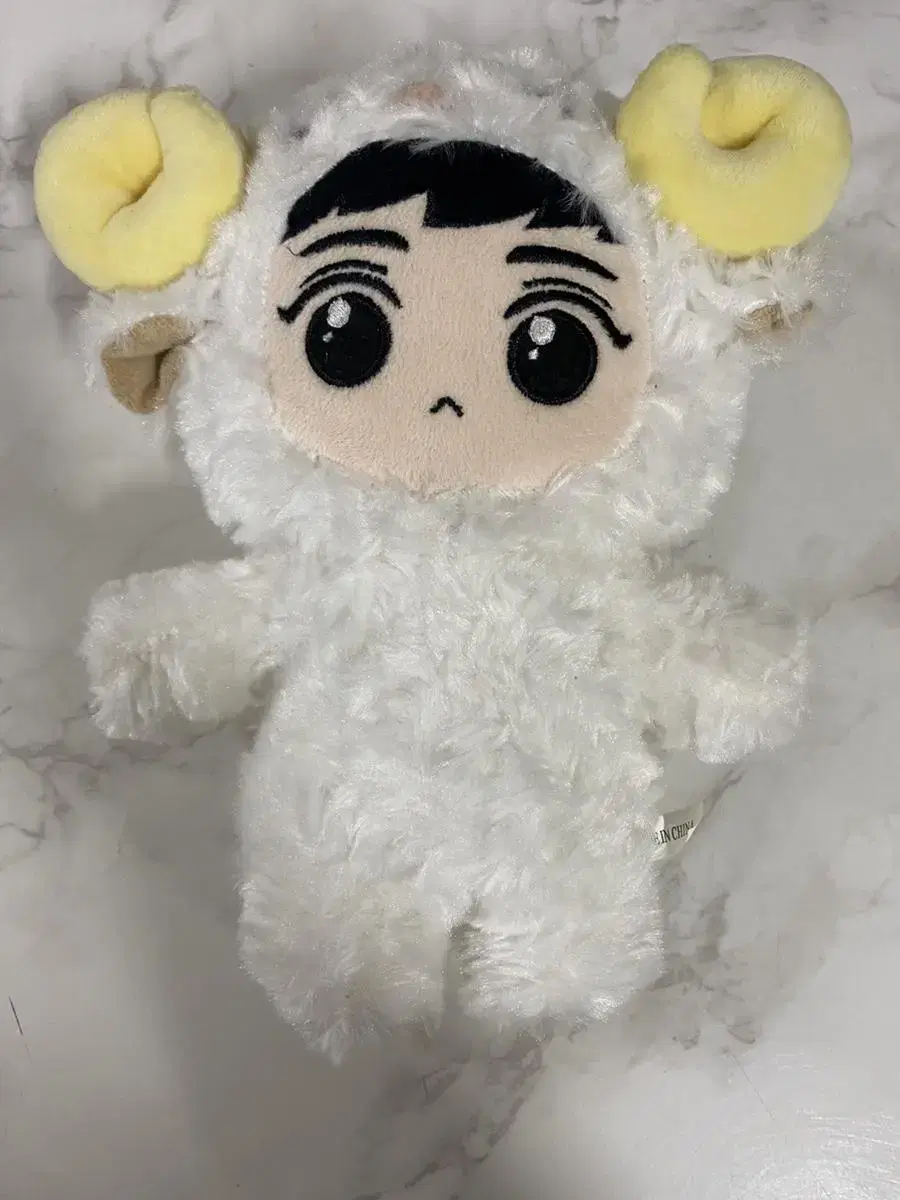 exo exo suho sheep doll sells