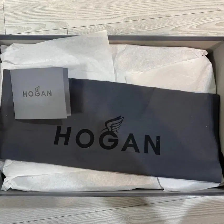 HOGAN 스니커즈