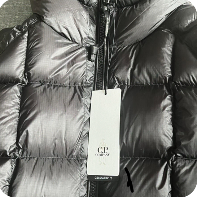 cp company DD shell 48(95-100) size 판매해요