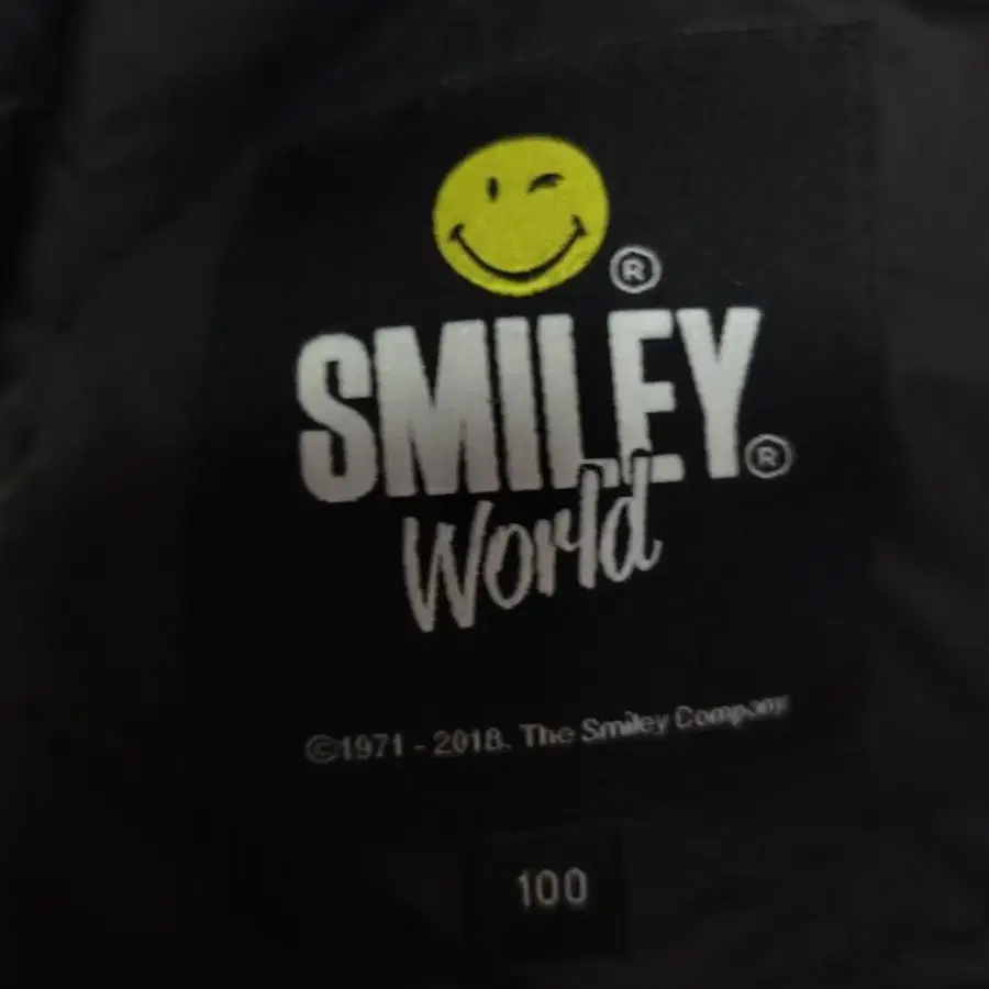 Smiley world 다운 초경량 패딩100