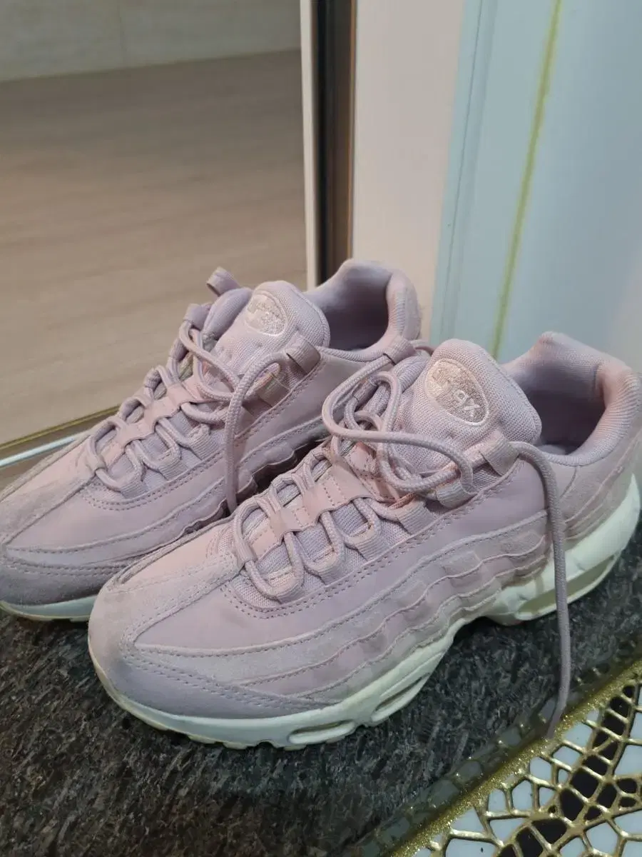 Nike Air Max 95 Rose Pink