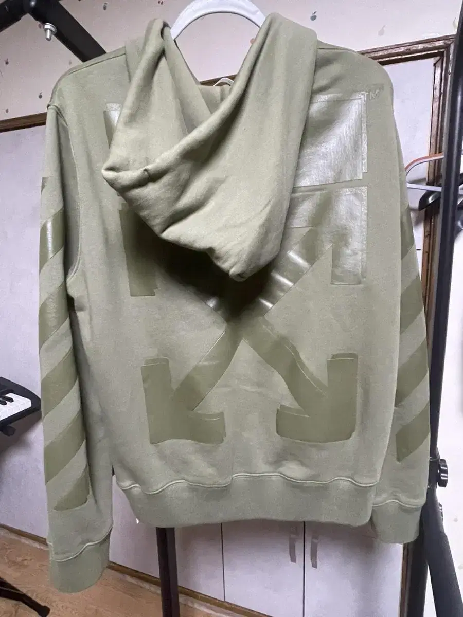 Off-White Erow Hoodie Zip-up L Department Store Edition