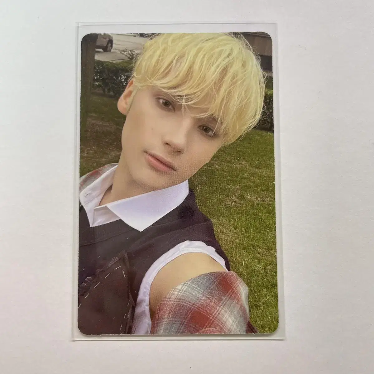 Weverse B version hueningkai photocard WTS