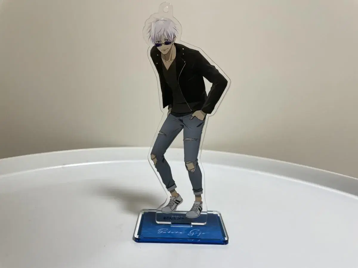 Zuu Spinning Gojo Satoru acrylic stand