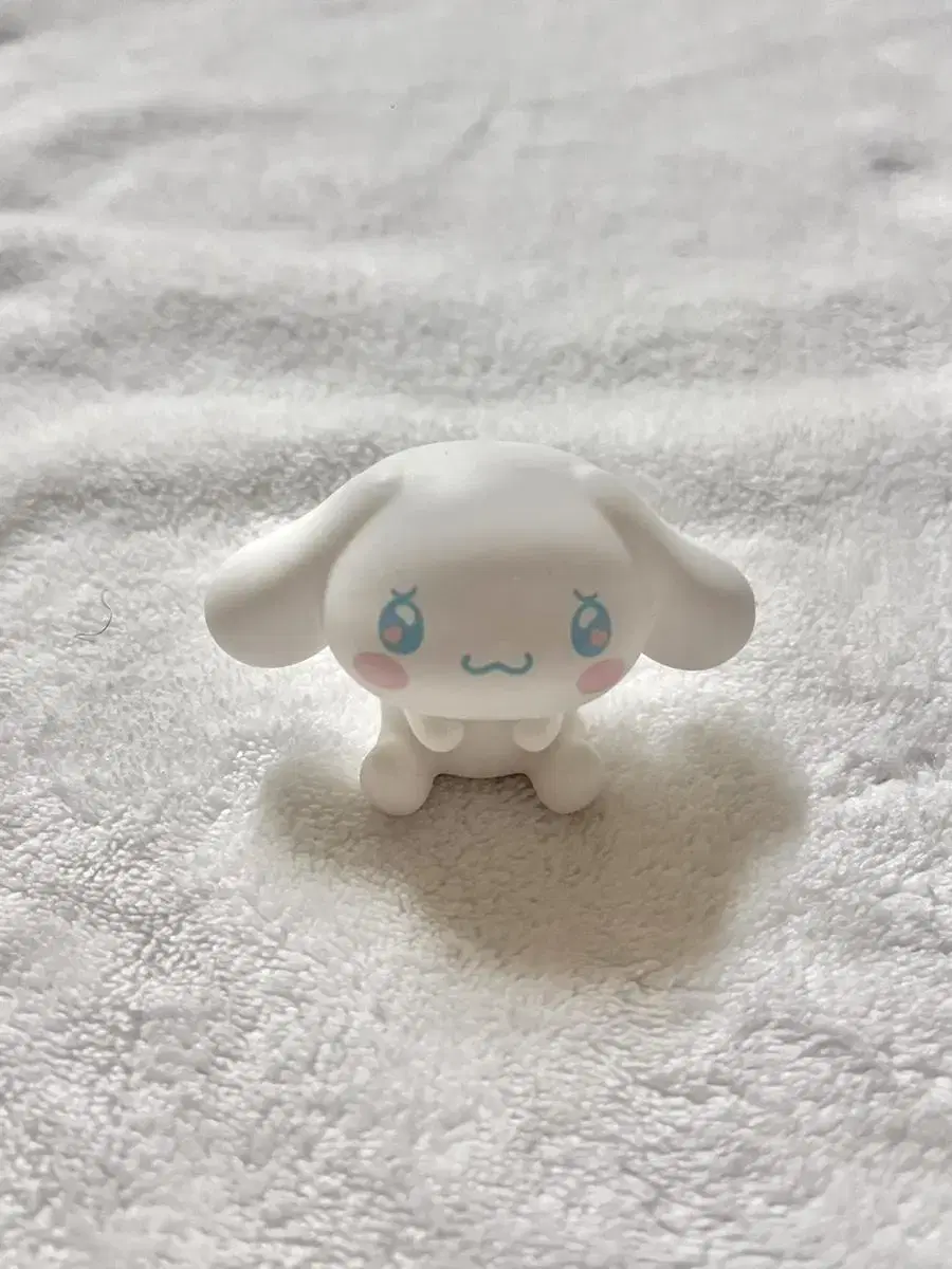 Cinnamoroll Emo Kung Figures