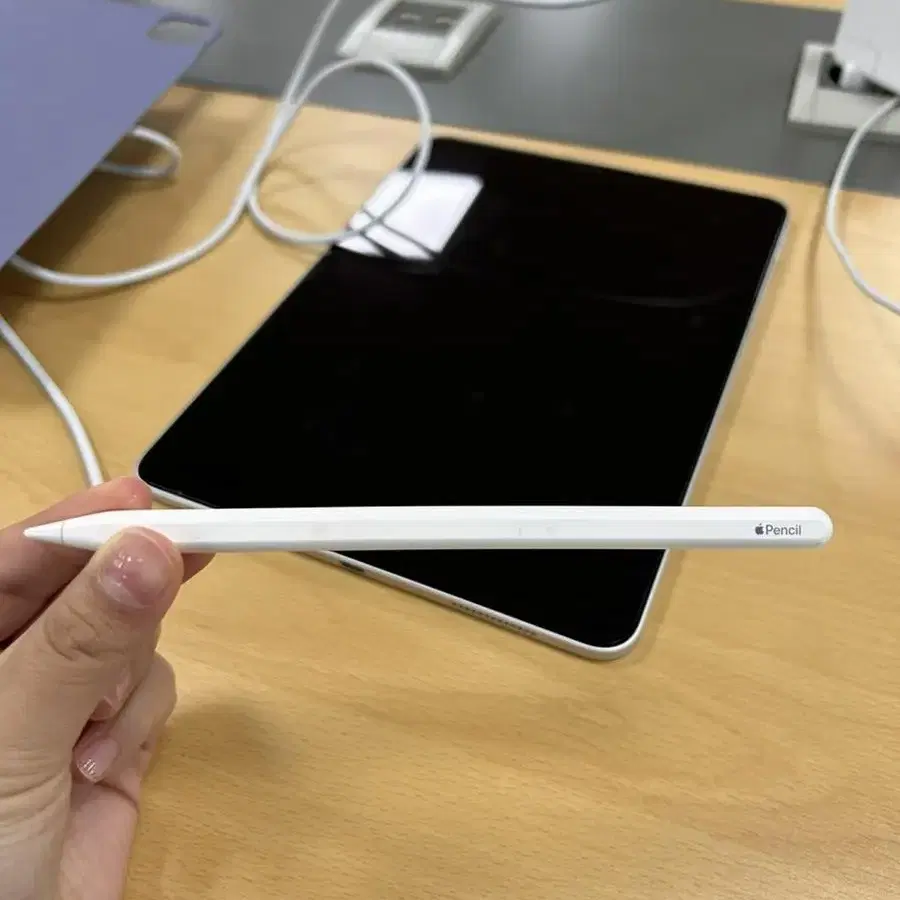 iPad Pro 11inch 128GB + Apple Pencil